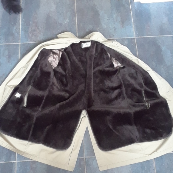 Gleneagles trench coat - Picture 2 of 4